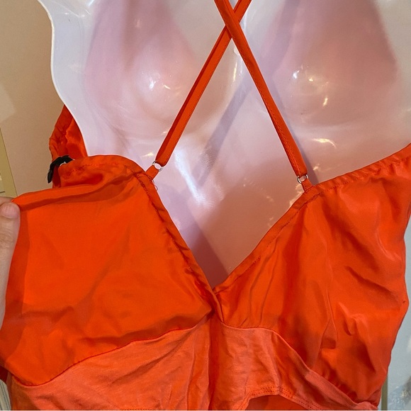 Bebe Coral Spaghetti Strap Silk Bodysuit Size XS NWT - Picture 8 of 16